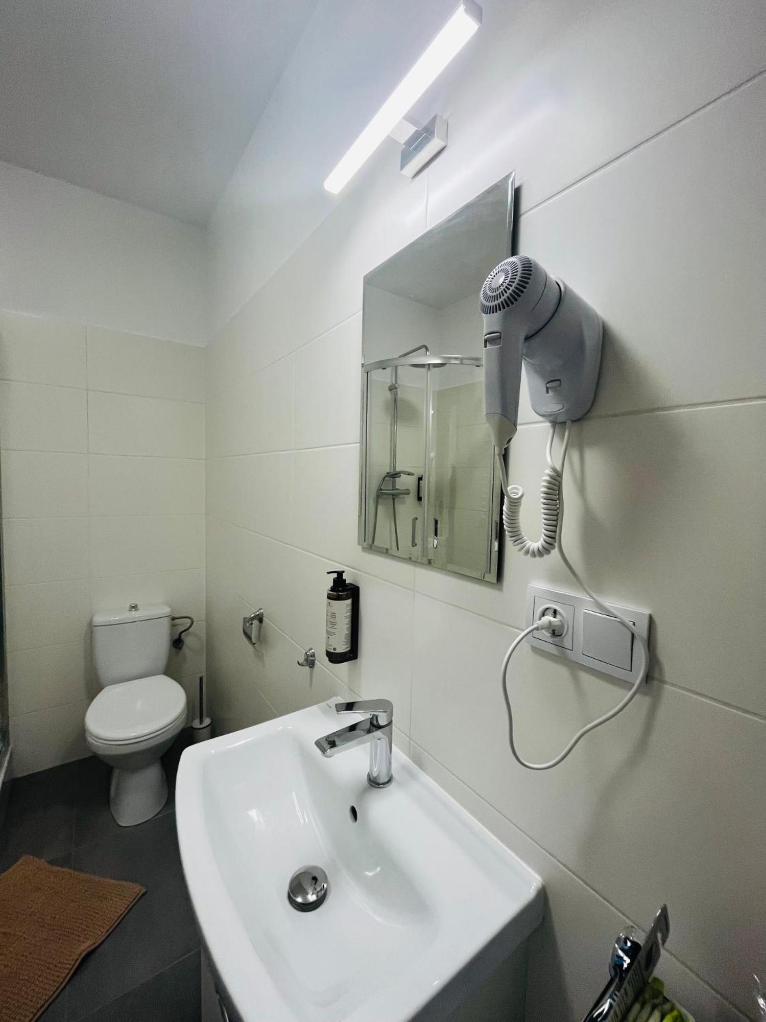 Apartment Krakowskie Przedmiescie 36 Parking Free